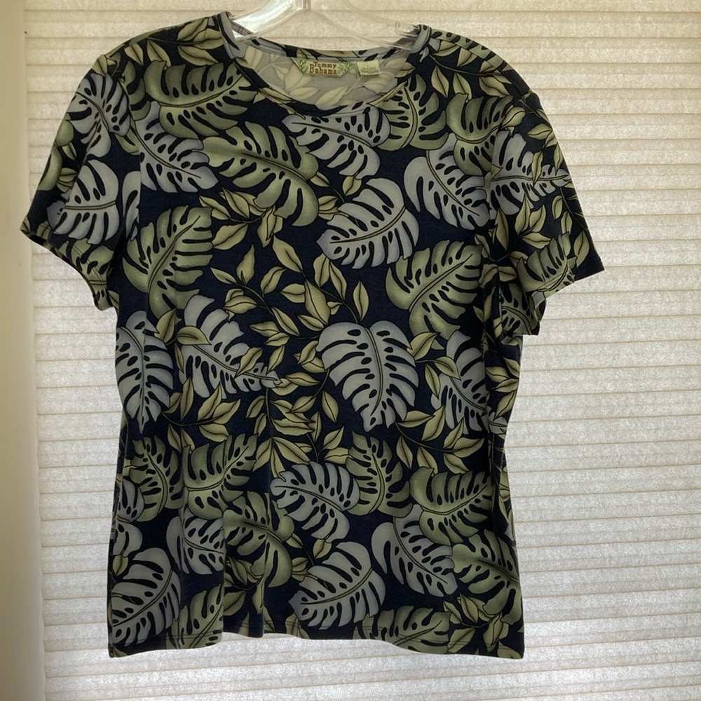 Tommy Bahama women’s silk/cotton blend T-shirt, size L